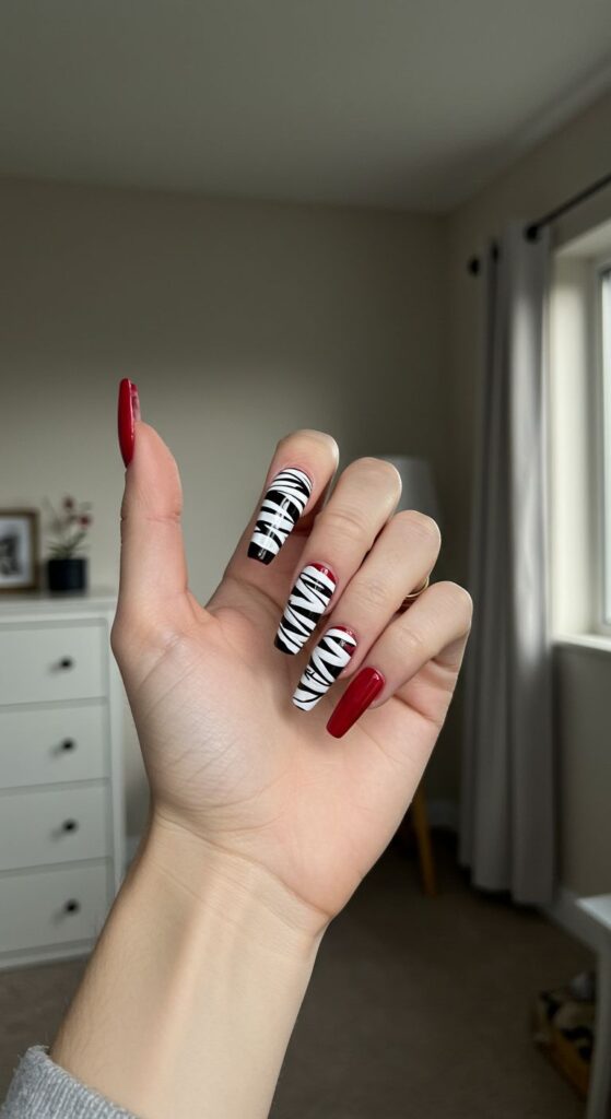 Mummy Wrap Nails